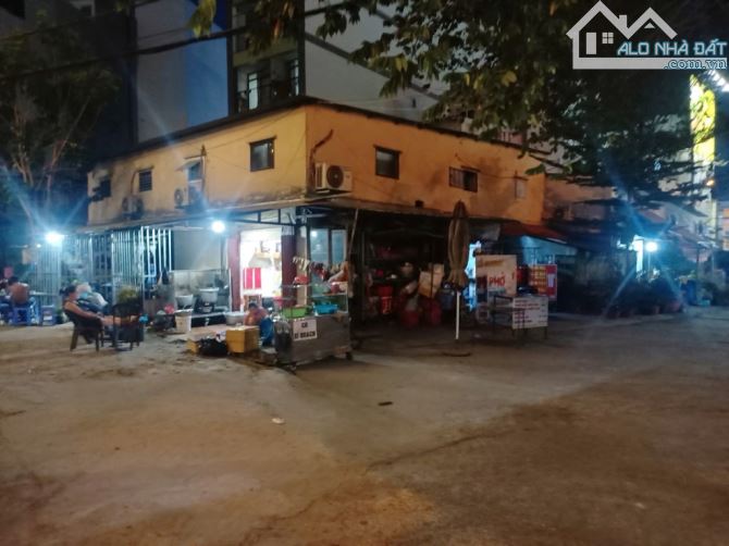 BIỆT THỰ CŨ PHẠM VĂN ĐỒNG GẤP BÁN 19,5 TỶ