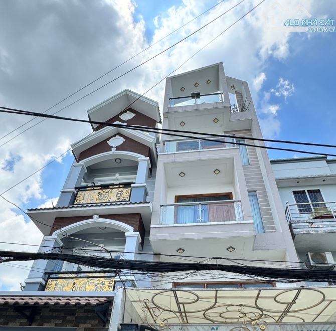 Kinh Dương Vương ( Khu YTKTC) Bình Trị Đông B, Bình Tân  DT 4,1 x 14 ,5 tầng. Giá 7,2 tỷ T