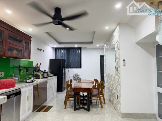 NHÀ ĐẸP NAM VIỆT Á - CẦN THANH KHOẢN GẤP - HƯỚNG ĐÔNG MÁT MẺ