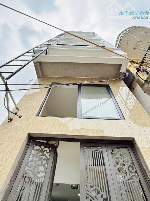 Bán tòa chung cư mini xây mới quận Hai Bà Trưng - 70m2 x 6 tầng thang máy - 12 phòng