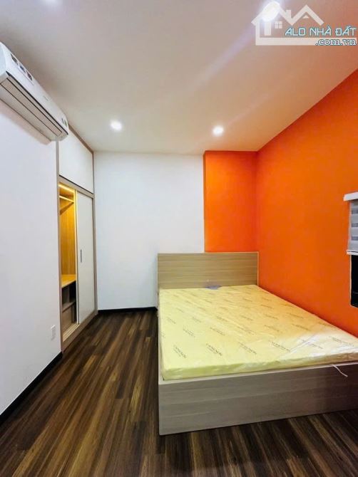 Cho Thuê Nguyên Căn Quận 10 - Ngang 6M - 3 PN - Chỉ 16 Triệu