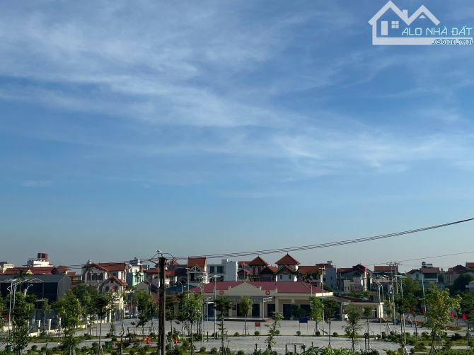 🌟 BÁN ĐẤT MẶT TIỀN ĐẸP – Ô TÔ TRÁNH – GẦN THÀNH PHỐ THÔNG MINH 🌟  📍 Vị trí: Thôn Yên Hà