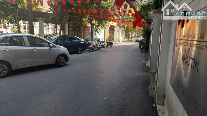 Bán Nhà Xuân Diệu Tây Hồ P/Lô Ô Tô 50m2-5T LÔ GÓC 20,8 Tỷ Có Thương Lượng.