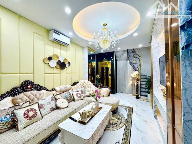 Chưa đến 8 tỷ 33m2 4 tầng  Xã Đàn Đống Đa, ngõ 3m rộng thoáng  Thang máy đầy gọi ngay.