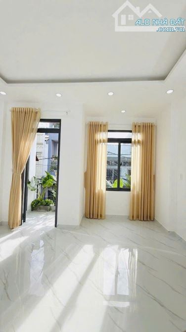 Bán nhà hẻm 50-17 đường số 5, diện tích CN 45m2 (4,5x10,5), nhà 3 tầng, giá 4,85 tỷ