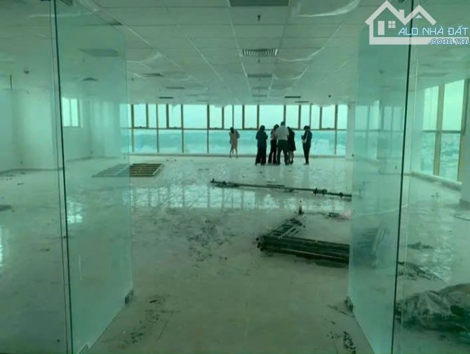 cho thuê mặt bằng làm văn phòng tòa nhà mặt tiền đường 30/4