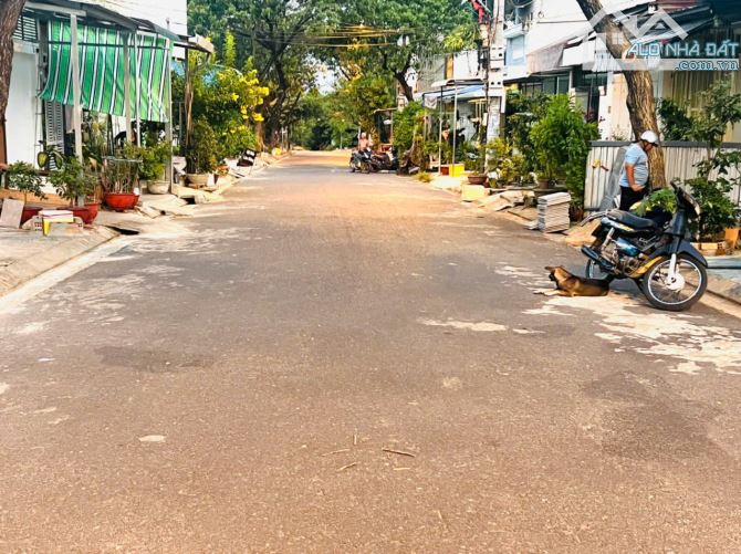 Bán đất mặt tiền đường 13m khu TĐC Đất Lành ngang 4m Đường số 19