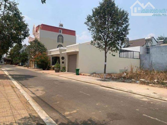 Bán Lô Đất Khu Dân Cư đường Nguyễn Cơ Thạch 7x16m, dân cư đông đúc, Bán 1tỷ850