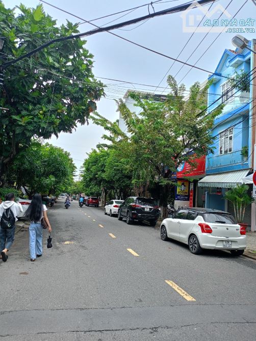 LÔ ĐẤT MẶT TIỀN PHẠM NHỮ TĂNG - VỊ TRÍ KINH DOANH SẦM UẤT