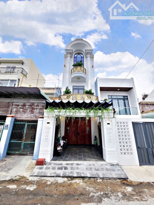 SIÊU PHẨM KIẾN TRÚC TÂN CỔ ĐIỂN 68m2(P. Tân Hiệp) chỉ 5,290 tỉ
