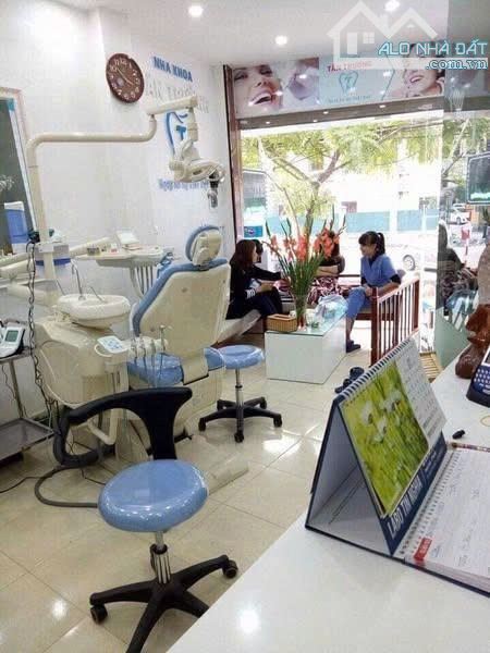 Nhà riêng 2 tầng mặt ngõ Nguyên Hồng – Ba Đình, DT 30m², giá tốt 15 triệu