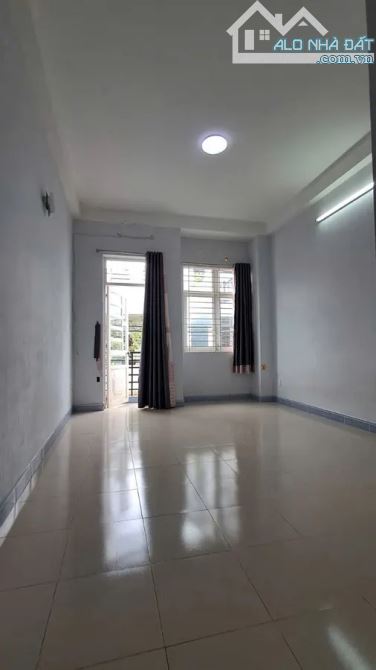 BÁN NHÀ HXH DƯƠNG BÁ TRẠC Q8 74M2 NHÀ TRỐNG VÀO Ở NGAY GIÁ 10.6 TỶ