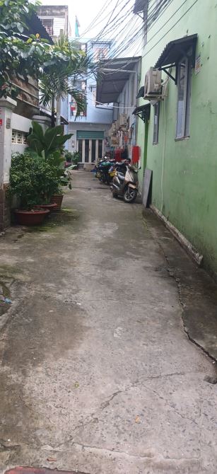 100M2- SÁT MẶT TIỀN NGUYỄN THỊ THẬP QUẬN 7- 8 PHÒNG TN 30TR/TH CHỈ 9 TỶ 5