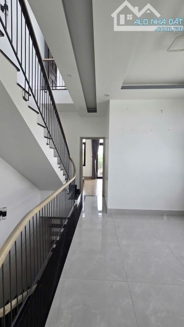NGỘP BANK SẮP THANH LÝ! GIÁ NÀO CŨNG BÁN! NHÀ 3 TẦNG CẨM THANH - HỘI AN