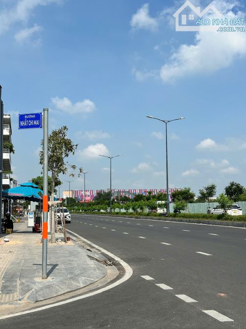 Khuôn đất rộng 101m2 chỉ 16.5 tỷ tại Nhất Chi Mai, phường 13, Tân Bình