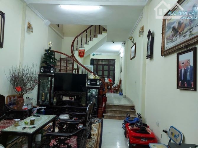 Bán gấp nhà phố đông ngạc, sổ đỏ chính chủ, sẵn sàng giao dịch