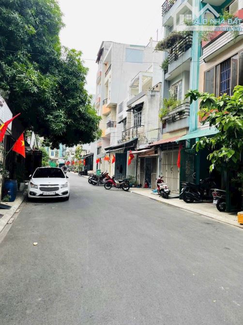 BÁN NHÀ HẺM XE HƠI 10M, ĐƯỜNG 3/2, P.12, Q.10 - DT 5.8*18.5M - KC 2 LẦU - GIÁ 24.5 TỶ