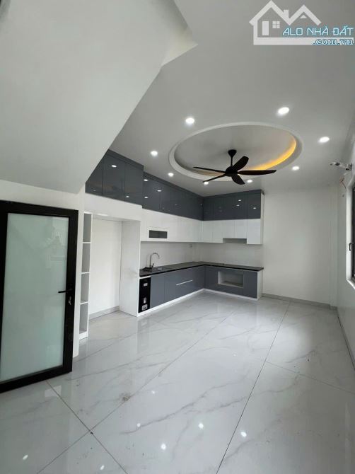 🏠 BÁN NHÀ 4 TẦNG LÔ GÓC HIM LAM – HÙNG VƯƠNG – HỒNG BÀNG- HẢI PHÒNG.