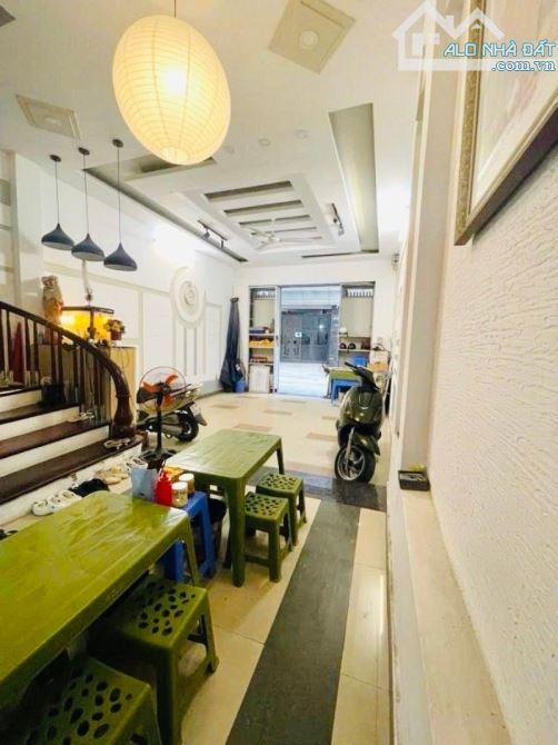 Bán nhà Trung Kính, Cầu Giấy, P/Lô ô tô, Dt 76m2, 6t, Mt 4.5m, kinh doanh đỉnh.