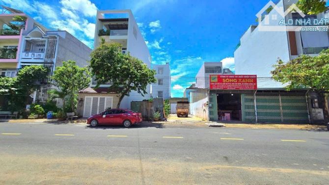 LÔ ĐẤT MẶT TIỀN 494 LÊ VĂN VIỆT - TĂNG NHƠN PHÚ - 105M2 (5x21) - XÂY DỰNG 1HẦM 4TẦNG