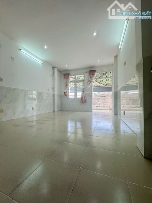 ✨ CHỈ 3,850 TỶ – SỞ HỮU NGAY NHÀ 4 TẦNG TRUNG TÂM NHA TRANG ✨