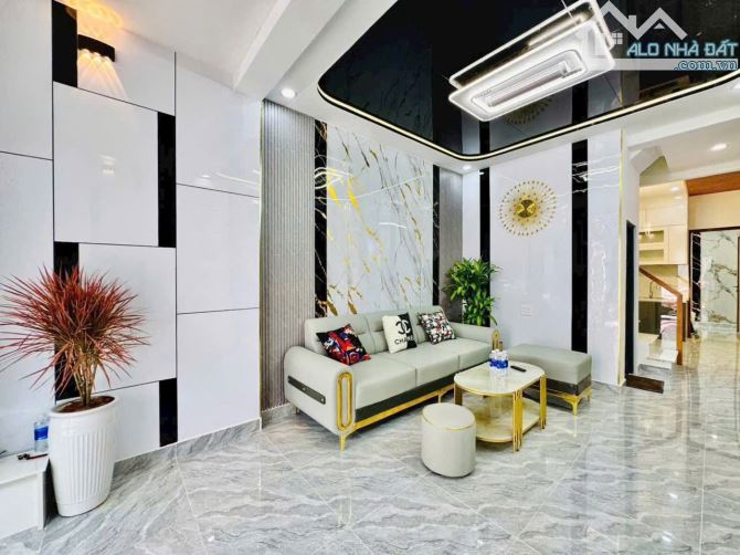 CHỈ 1 CĂN DUY NHẤT| HXH 8m đường Tô Hiến Thành, P.Hòa Hưng | DTSD : 226m2 | 5 Tầng |