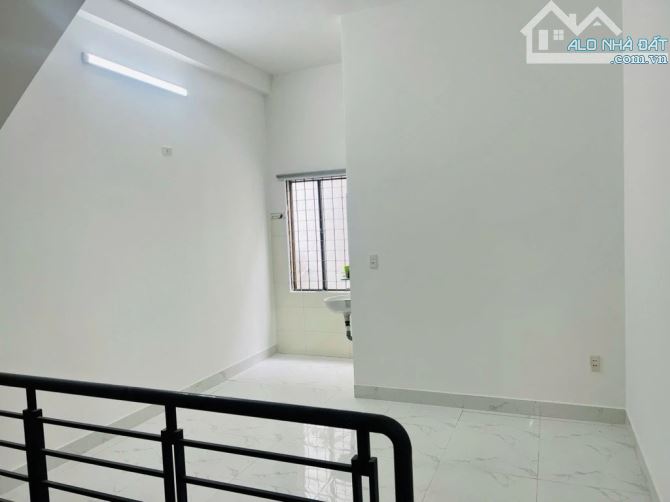 NHÀ 3 TẦNG – HÓA SƠN 6 – TRUNG TÂM HẢI CHÂU - CÁCH SÔNG HÀN 50M – Ô TÔ VÀO TẬN NHÀ