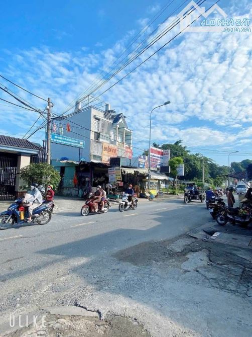 Bán lô đất nở hậu hẻm xe tải ngắn Gần chợ Ngã 3 đông Quang