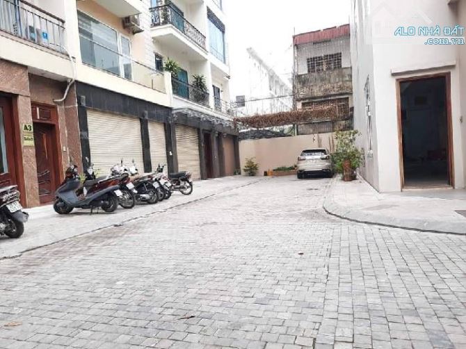 BÁN NHÀ LIỀN KỀ 91 NGUYỄN CHÍ THANH - Ô TÔ TRÁNH - VỈA HÈ - KINH DOANH - Ở ĐẲNG CẤP