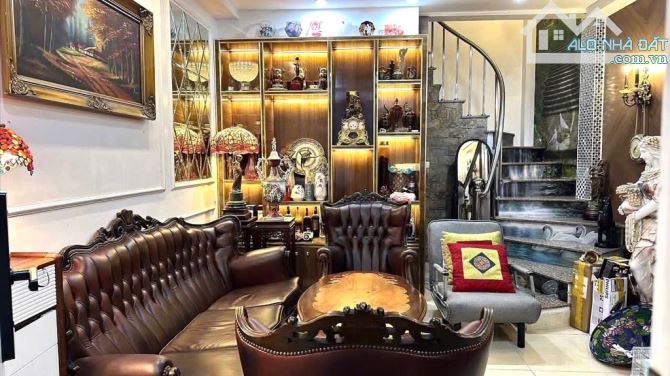 Sốc _ chỉ duy nhất 1 căn phố Đào Tấn ở ngay.