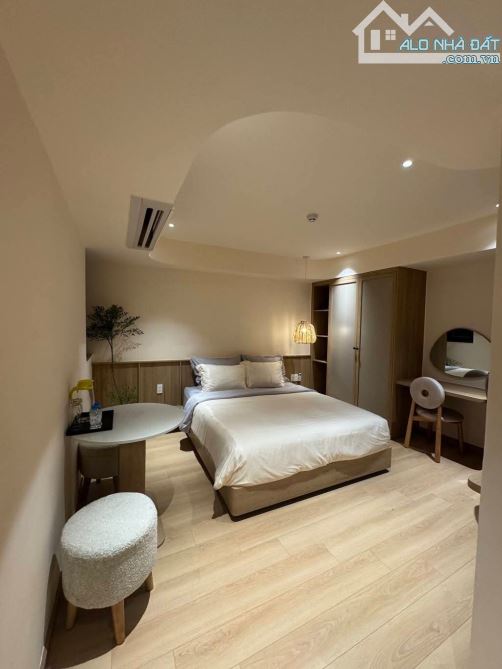 Bán Toà khách sạn căn hộ Thạch Lam, 180m2, 47 tỷ, Đà Nẵng
