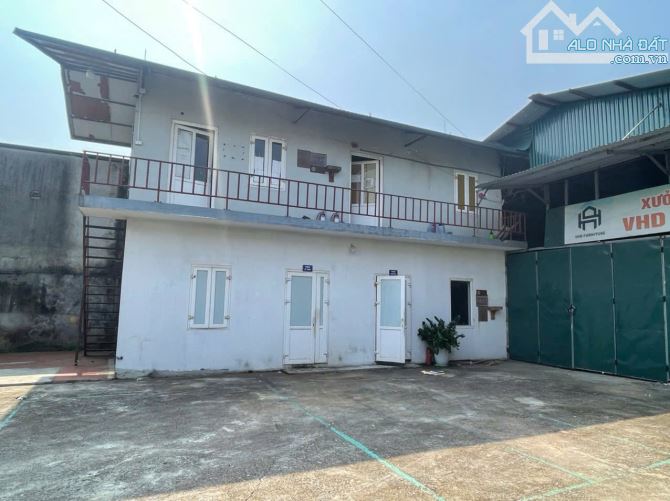 Cho thuê nhà xưởng diện tích 1,100m2 Lại Dụ, An Khánh