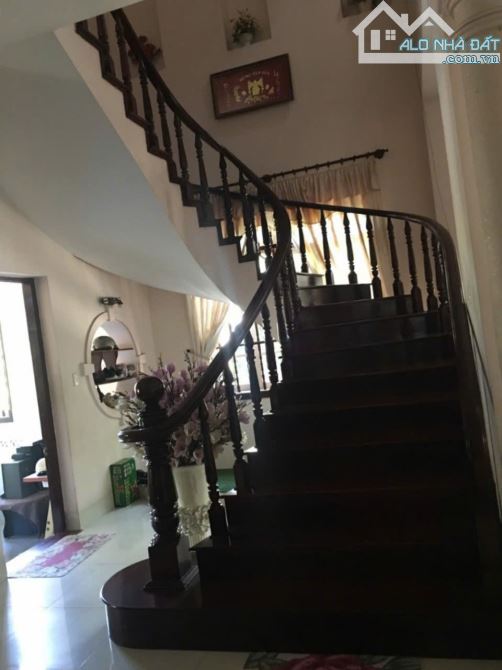 🏡 CẦN BÁN BIỆT THỰ MẶT TIỀN ĐƯỜNG 30/4, P.11 – 1111M² (230M² THỔ CƯ) – GIÁ 45 TỶ
