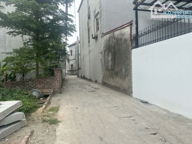 Bán đất thổ cư Vân Trì - Đông Anh - Vị trí đẹp - Ô tô vào nhà - Nở hậu thoáng mát