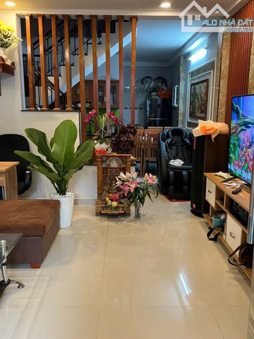 Bán nhà Bà Điểm, hẻm thông 4m, KT 4x12, 2 tầng, cách nhựa 20m, giá 3,5 Tỷ