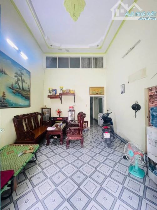BÁN NHÀ TRẦN THỊ HÈ Q12 - 60M2 ( 4M X 15M) - HẺM XE HƠI - 3.5 TỶ.