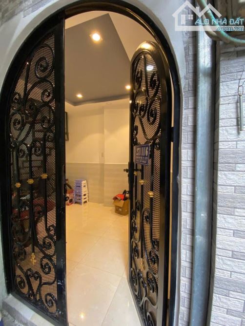 GẦN SÂN BAY ĐƯỜNG HOÀNG VĂN THỤ P2 Tân BÌNH NHÀ 2 TẦNG 3PN 22M2 GIÁ CHỈ 3TY18 TL   ✖ Kết c