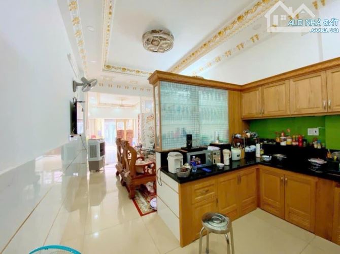 Bán nhà An Trạch 35m2 nhà đẹp nở hậu lô góc vị trí đẹp gần ô tô đỗ 7.2 tỷ