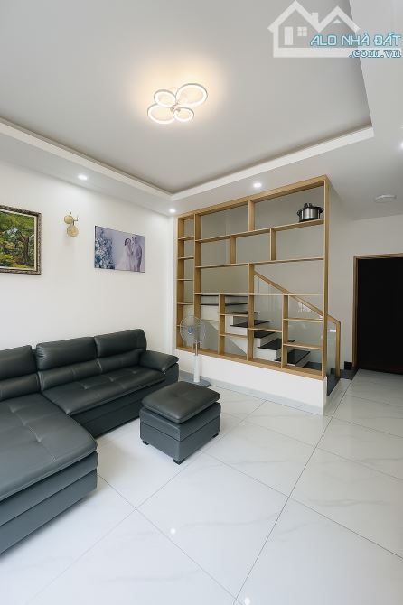 Bán nhà 4 tầng Phan Huy Ích, P.12 Gò Vấp, hẻm ô tô, gần Emart 2, giá chỉ 6 tỷ ++