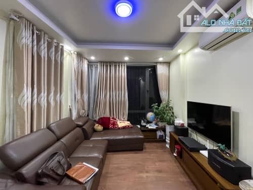 Bán nhà lô góc 5 tầng gara ô tô Cầu Cốc – Giá chỉ 8 tỷ, hàng xóm Vinhome, gần Aeon Mall