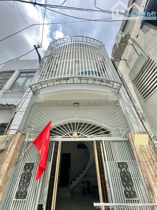 Bán nhà Nguyễn Đình Chiểu PN, nở hậu tài lộc, 2PN, có ban công, nhỉnh 5 tỷ