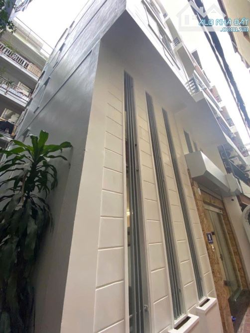 LÔ GÓC SIÊU ĐẸP 40m MT 6.5m 5 TẦNG HIỆN ĐẠI TRẦN CUNG, NGHĨA ĐÔ GẦN PHỐ NGÕ BA GÁC 9.5 TỶ
