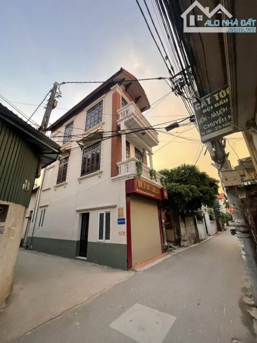 💥 NHÀ ĐẸP 3 TẦNG LÔ GÓC - ĐƯỜNG Ô TÔ 4M THÔNG CÁC NGÕ - ĐẤT NỞ HẬU 💥