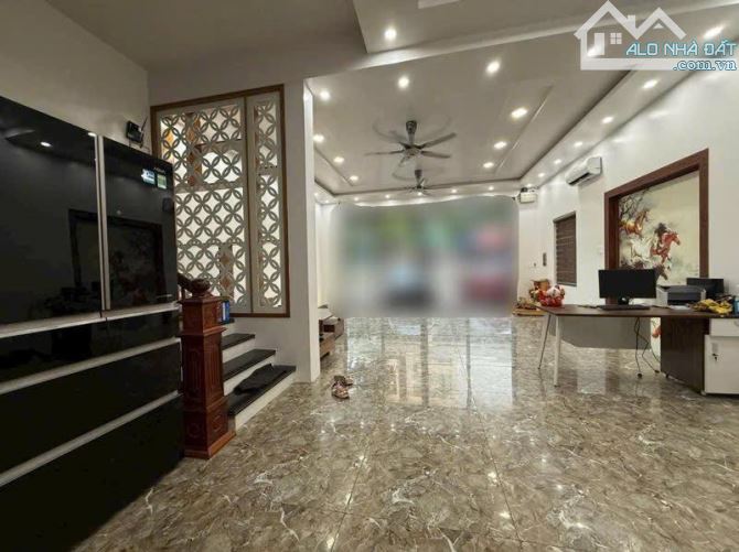 Bán căn nhà 2 tầng mặt đường đôi Nguyễn Văn Linh, ph Thanh Bình, TP HD, 65.2m2, mt 6.5m