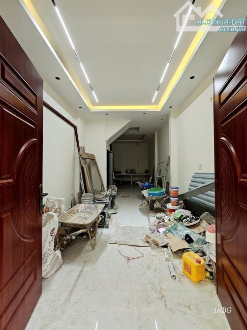 CỰC PHẨM NHÀ ĐẸP TÂY MỖ Ô TÔ ĐỖ CỬA SIÊU TIỆN ÍCH GIÁ