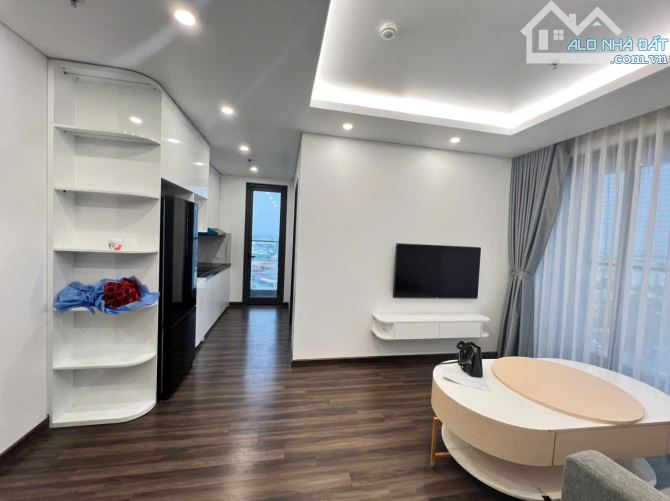 Bán căn GÓC 2PN Đông Nam view Vin Hoàng Huy Sở Dầu full đồ giá rẻ