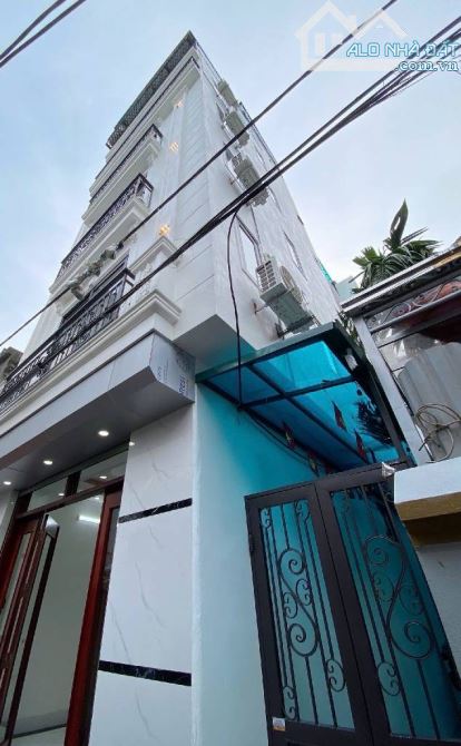 Bán nhà Khuyến Lương. 7 tầng mới tinh - tháng máy - lô góc. Hàng xóm Gamuda