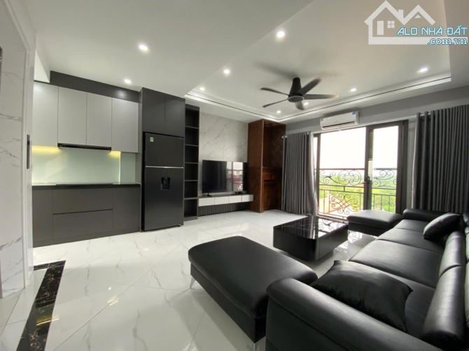 Bán nhà Đình Thôn Mỹ Đình 42m² 4 tầng lô góc 2 mặt thoáng ngõ ô tô tránh sổ đỏ vuông đẹp