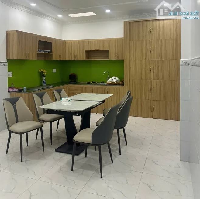 Nhà mặt tiền Nguyễn Thị Kiểu-Quận 12-dt khủng 2 tầng x 160m2-14ty5-chỉ còn duy nhất 1 căn