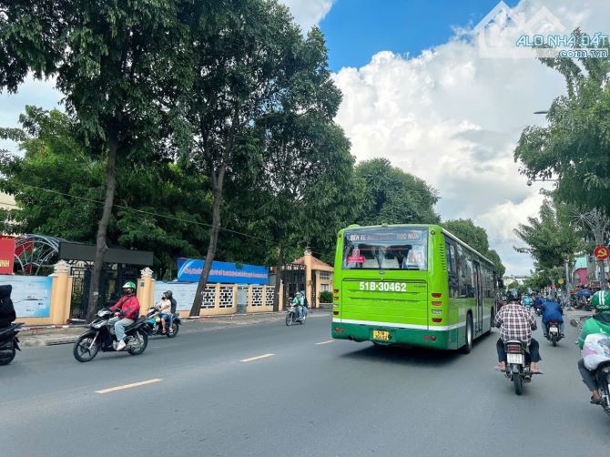 Nhà phố 6 tầng đẹp T.máy hẻm 525 Quang Trung 88m2 gần TTTM Vincom tặng NT ở ngay 16.5 tỷ.